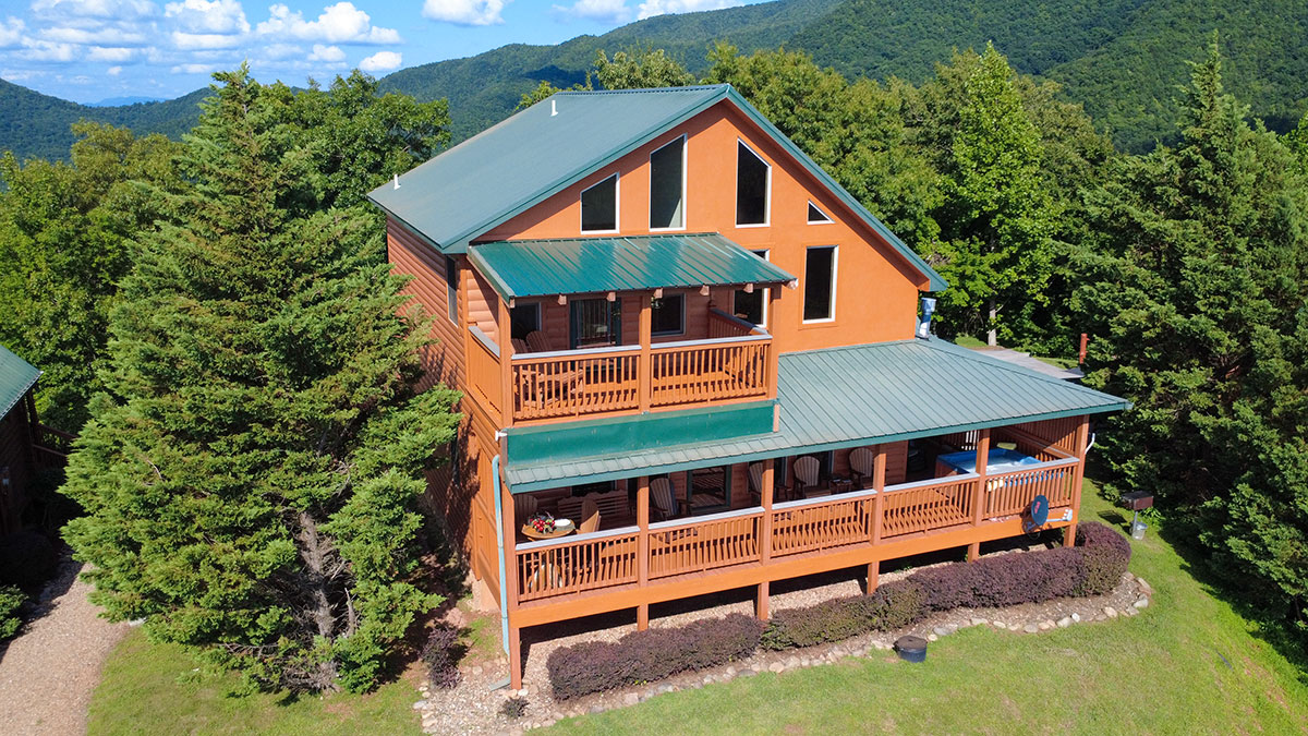 Exterior view of cabin