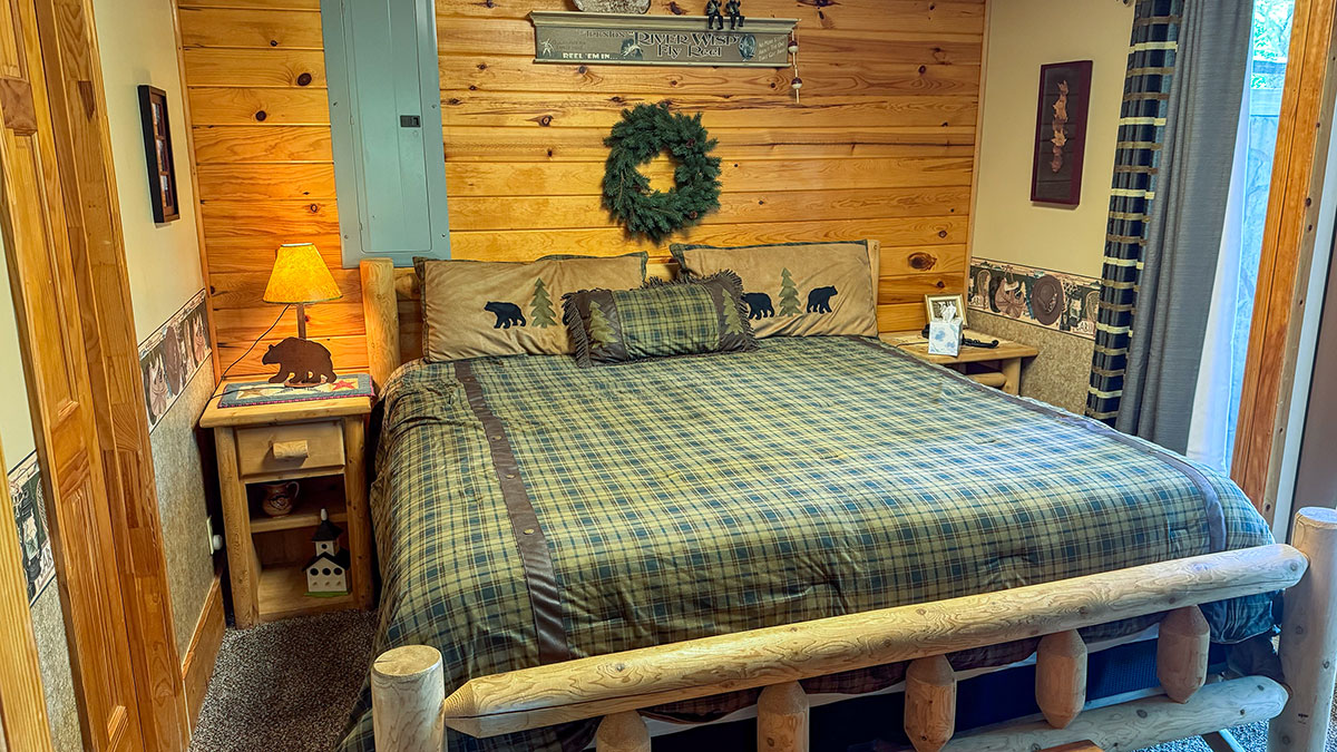 Amazing Grace Cabin image 22