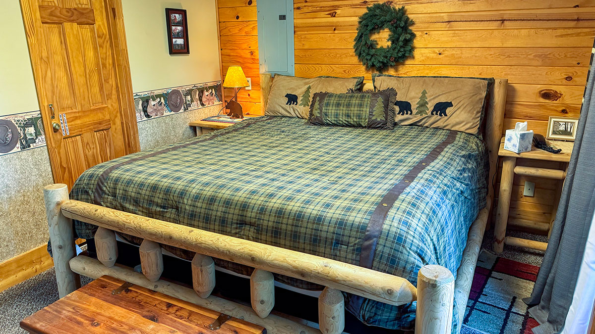 Amazing Grace Cabin image 23