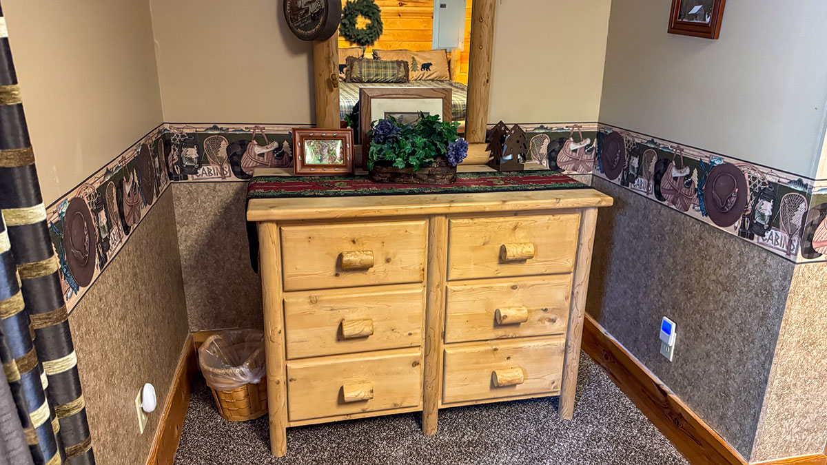 Amazing Grace Cabin image 24
