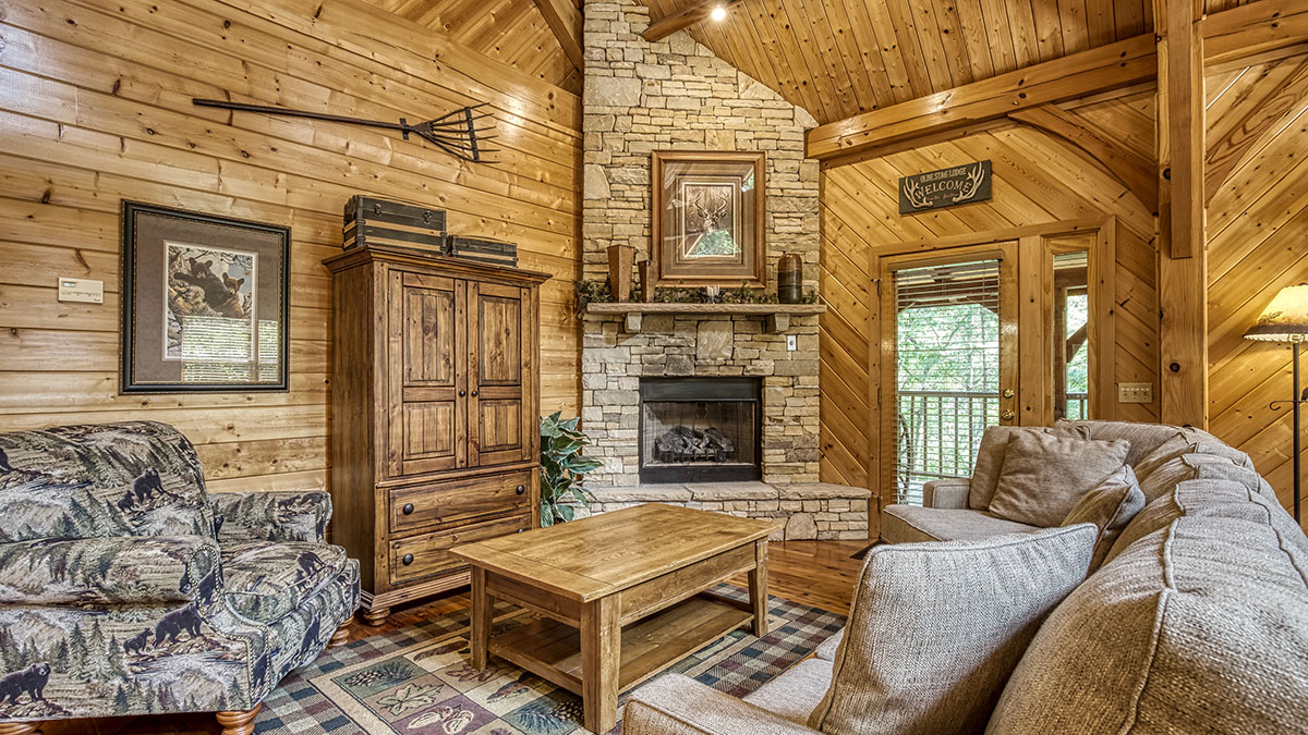 Cabin Fever Cabin image 03