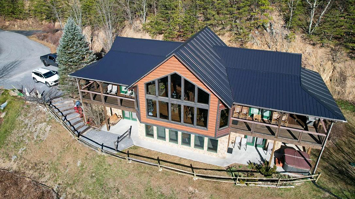 Exterior view of cabin