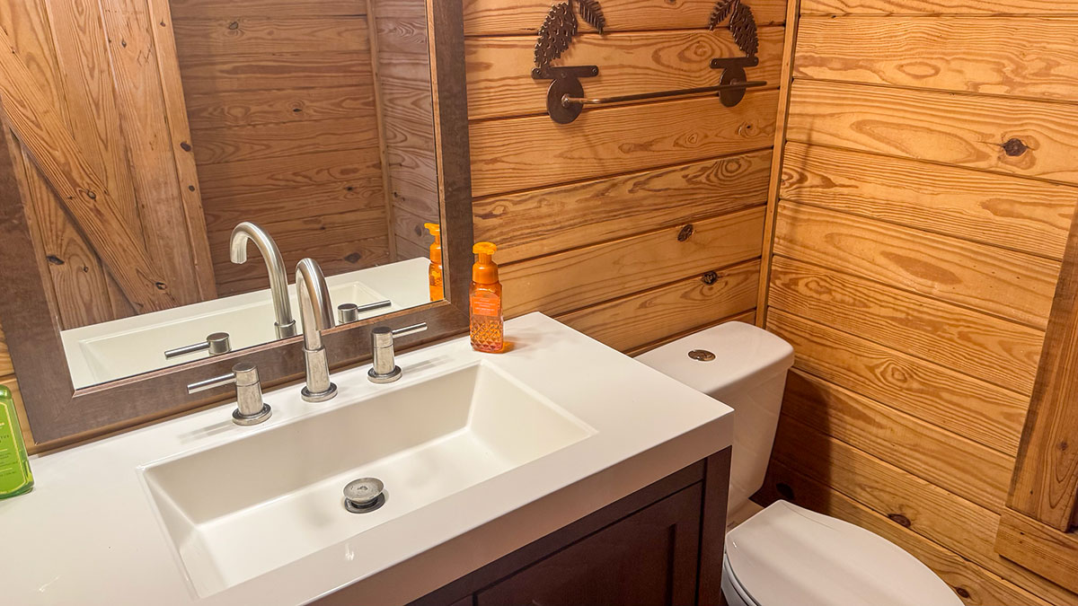 Country Hideaway Cabin image 20