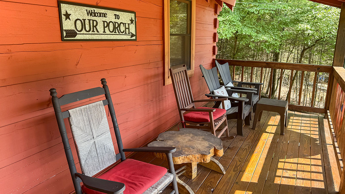 Country Hideaway Cabin image 24
