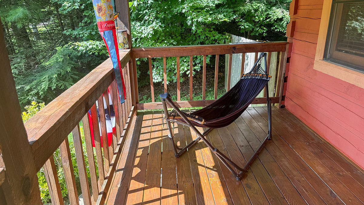 Country Hideaway Cabin image 25