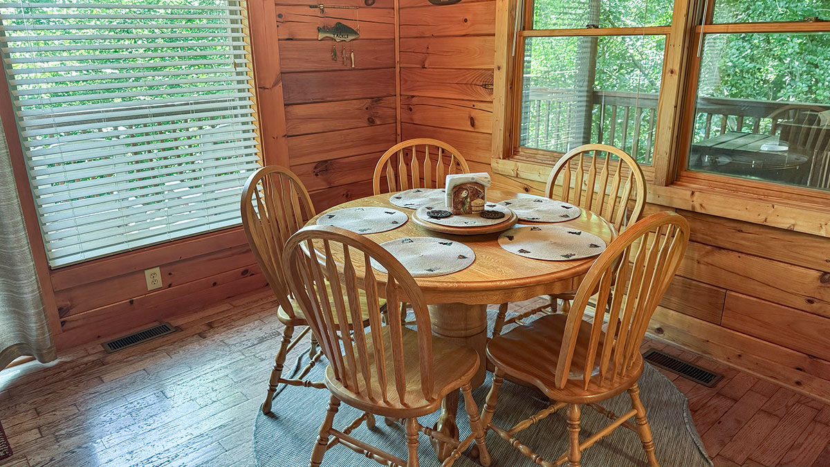 Mountain View Cabin image 10