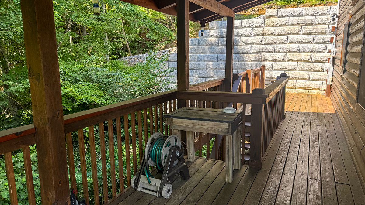 Mountain View Cabin image 21