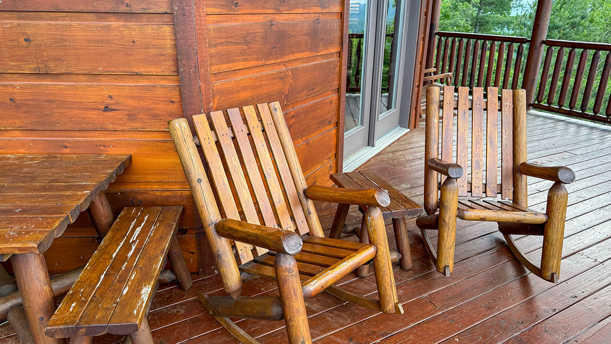 Paradise Found Cabin image 38